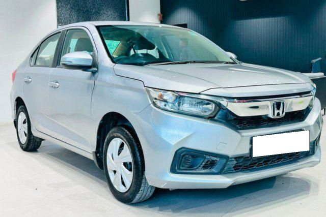 Second-hand 2018 Honda Amaze S i-VTEC for sale in Ahmedabad