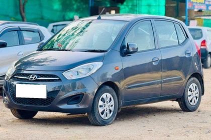 2012 Hyundai i10 मैग्ना