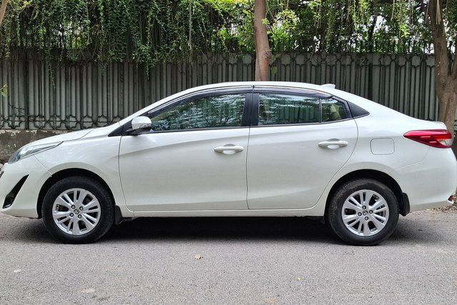 Toyota Yaris V CVT BSIV Second-hand 2018 Toyota Yaris V CVT BSIV for sale in New Delhi