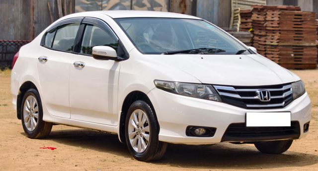 Second-hand 2012 Honda City 1.5 V AT Sunroof for sale in Ahmedabad