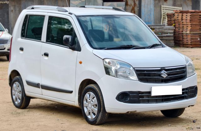 Maruti Suzuki Wagon R LXI BS IV Second-hand 2012 Maruti Suzuki Wagon R LXI BS IV for sale in Ahmedabad
