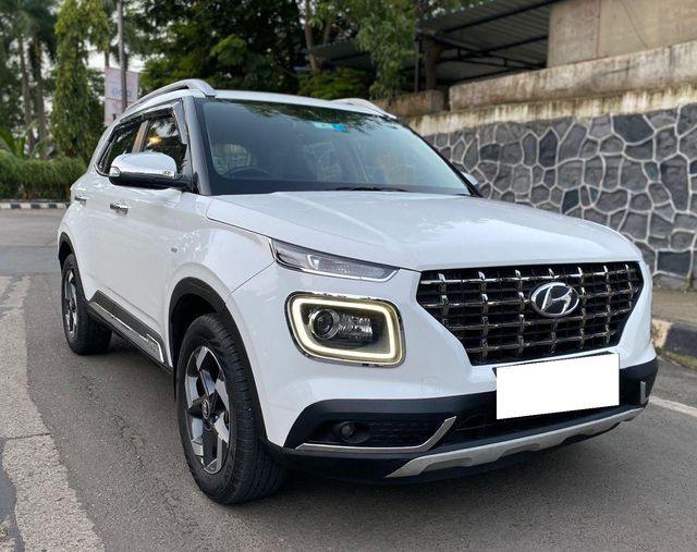 Second-hand 2020 Hyundai Venue SX Plus Turbo DCT for sale in Mumbai