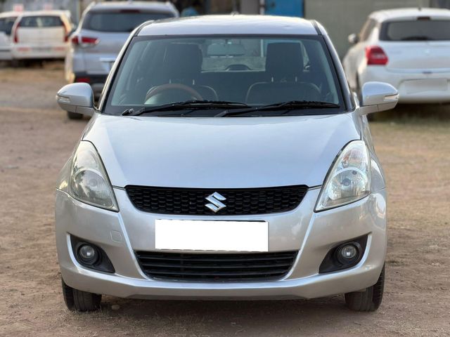 Second-hand 2013 Maruti Suzuki Swift VXI for sale in Ahmedabad