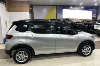 Used Renault Triber RXZ BSVI