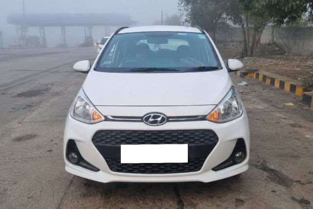 Hyundai Grand i10 Sportz Second-hand 2020 Hyundai Grand i10 Sportz for sale in Bangalore