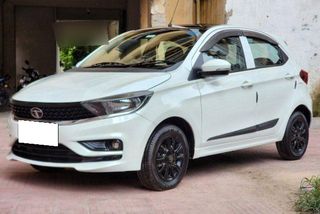 4 Used Tata Tiago in Howrah