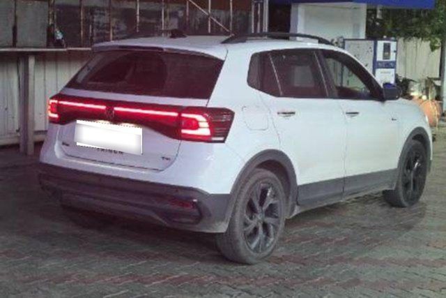 Volkswagen Taigun 1.0 GT Line AT Second-hand 2025 Volkswagen Taigun 1.0 GT Line AT for sale in New Delhi