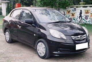 8 Used Honda Amaze in Nagpur