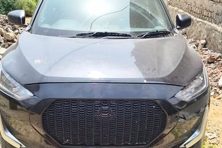 Used Nissan Magnite Kuro MT