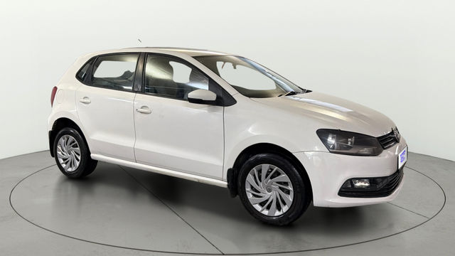 Volkswagen Polo 1.2 MPI Comfortline Second-hand 2015 Volkswagen Polo 1.2 MPI Comfortline for sale in New Delhi
