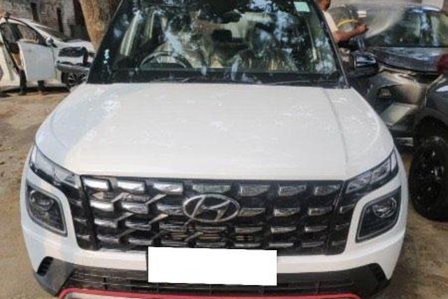 Hyundai Venue SX Opt Turbo DCT Special Edition Second-hand 2025 Hyundai Venue SX Opt Turbo DCT Special Edition for sale in Gorakhpur