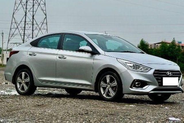 Hyundai Verna CRDi 1.6 SX Second-hand 2018 Hyundai Verna CRDi 1.6 SX for sale in Surat