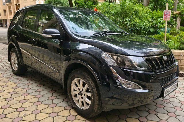 Second-hand 2017 Mahindra XUV500 R W10 FWD for sale in Pune