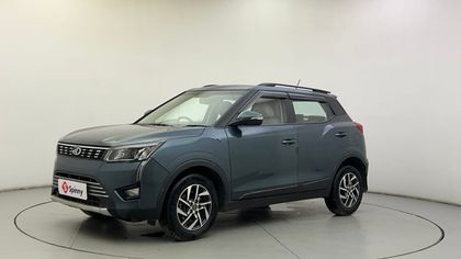 2022 Mahindra XUV300 W8 Opt AMT