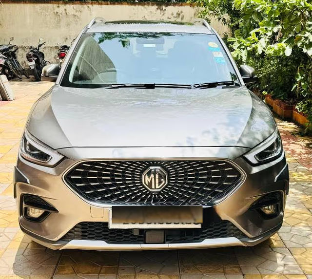 Second-hand 2023 MG Astor Savvy Ivory CVT for sale in Mumbai