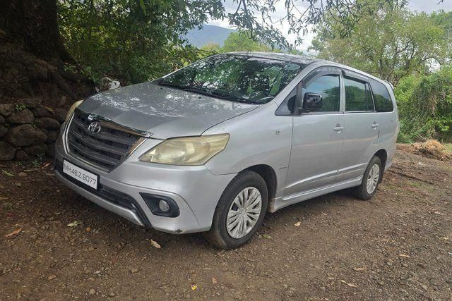 Toyota Innova 2.5 G (Diesel) 7 Seater Second-hand 2014 Toyota Innova 2.5 G (Diesel) 7 Seater for sale in Mumbai