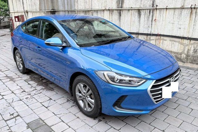 Hyundai Elantra 2.0 S Second-hand 2017 Hyundai Elantra 2.0 S for sale in Thane