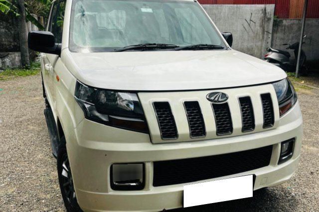 Mahindra TUV 300 T10 Second-hand 2017 Mahindra TUV 300 T10 for sale in Kochi
