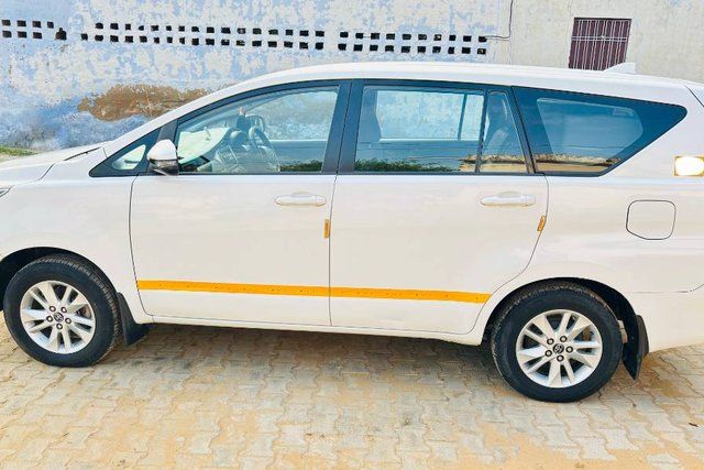 Toyota Innova Crysta 2.4 G MT BSIV Second-hand 2018 Toyota Innova Crysta 2.4 G MT BSIV for sale in Narnaul