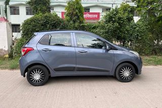 Used Hyundai Grand i10 Sportz