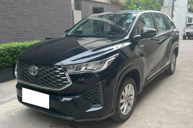 Toyota Innova Hycross VX 7STR Hybrid Second-hand 2023 Toyota Innova Hycross VX 7STR Hybrid for sale in New Delhi
