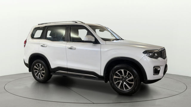 Second-hand 2024 Mahindra Scorpio N Z4 Diesel AT for sale in Gurgaon