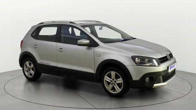 Volkswagen CrossPolo 1.2 MPI Second-hand 2015 Volkswagen CrossPolo 1.2 MPI for sale in Thane