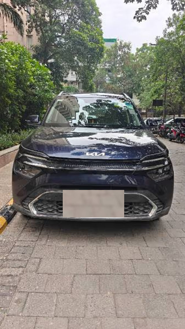Second-hand 2022 Kia Carens Luxury Plus Turbo DCT 6 STR 2022-2023 for sale in Gurgaon