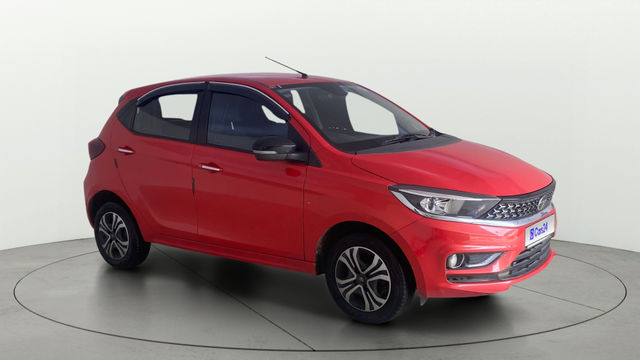 Second-hand 2024 Tata Tiago XZA Plus AMT CNG for sale in Thane