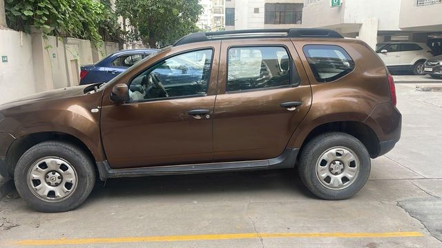 Renault Duster 85PS Diesel RxE Second-hand 2015 Renault Duster 85PS Diesel RxE for sale in Ghaziabad