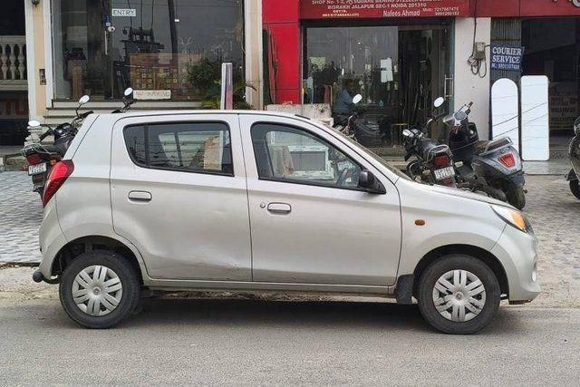 Second-hand 2018 Maruti Suzuki Alto 800 LXI for sale in Greater Noida