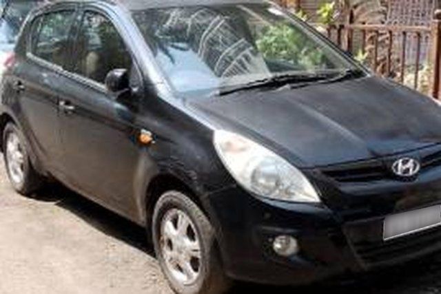 Second-hand 2011 Hyundai i20 1.4 Asta AT with AVN for sale in Mumbai