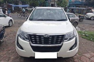 4 Used Mahindra XUV500 in Aligarh