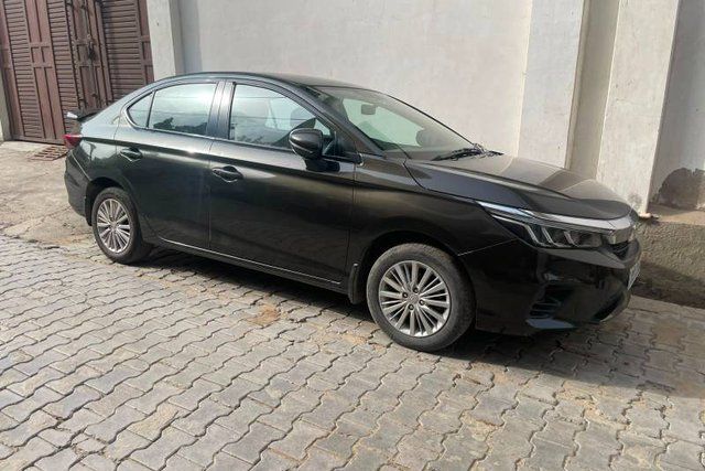 Honda City V MT Second-hand 2021 Honda City V MT for sale in Aligarh