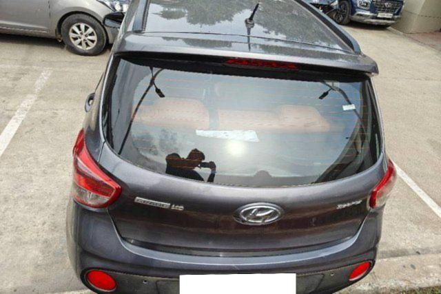 Hyundai Grand i10 1.2 CRDi Sportz Second-hand 2019 Hyundai Grand i10 1.2 CRDi Sportz for sale in Hyderabad