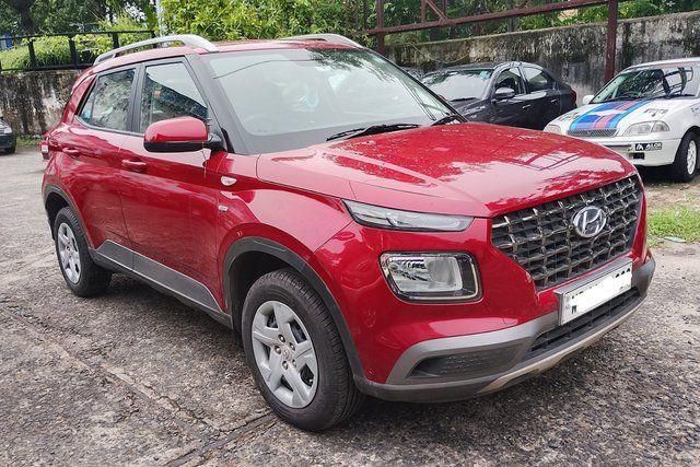 Hyundai Venue S Turbo iMT Second-hand 2021 Hyundai Venue S Turbo iMT for sale in Kolkata
