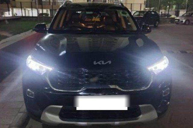 Second-hand 2021 Kia Sonet HTX Diesel AT BSVI for sale in New Delhi
