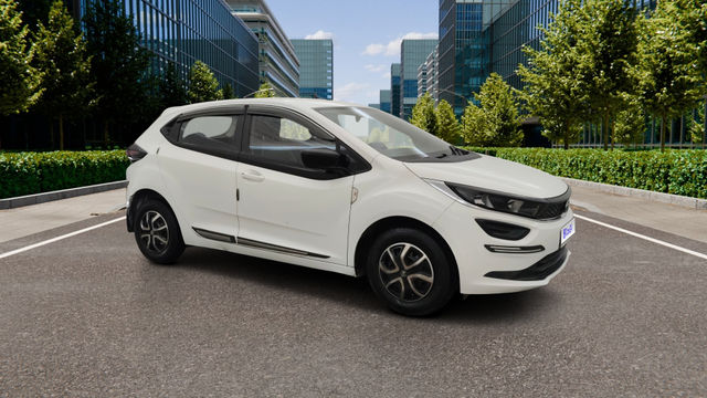 Second-hand 2021 Tata Altroz XE BSVI for sale in Pune