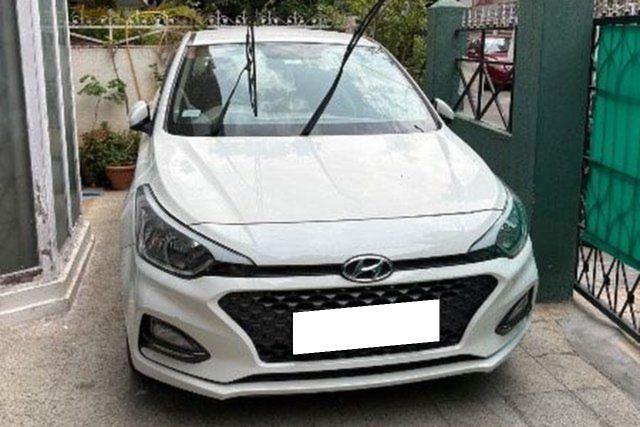 Second-hand 2018 Hyundai i20 1.2 Asta for sale in Bangalore