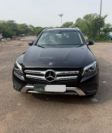 Used 220d 4MATIC