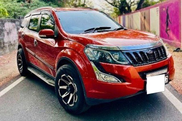 Mahindra XUV500 W10 2WD Second-hand 2015 Mahindra XUV500 W10 2WD for sale in Chennai