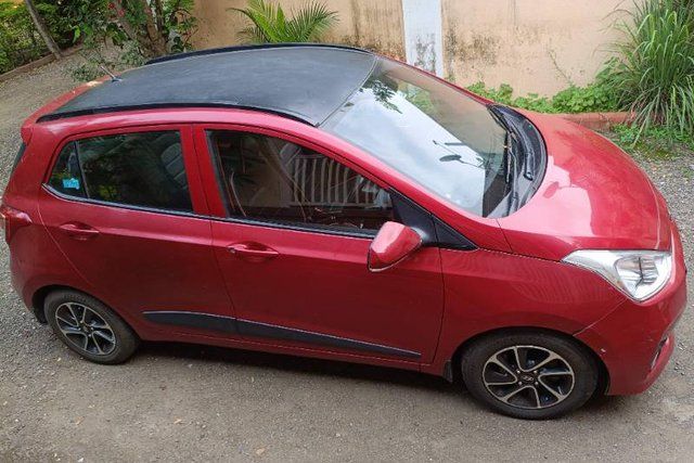 Second-hand 2017 Hyundai Grand i10 Sportz for sale in Mumbai