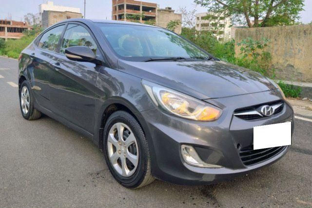 Hyundai Verna 1.4 VTVT Second-hand 2013 Hyundai Verna 1.4 VTVT for sale in New Delhi