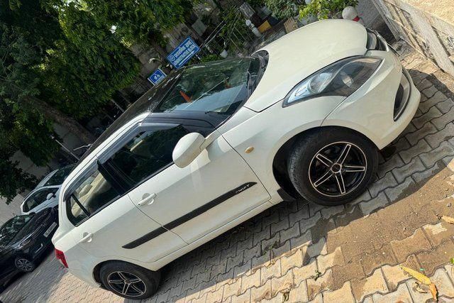 Second-hand 2016 Maruti Suzuki Swift Dzire LXI Optional-O for sale in New Delhi