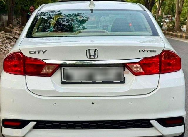Honda City SV MT Second-hand 2022 Honda City SV MT for sale in New Delhi