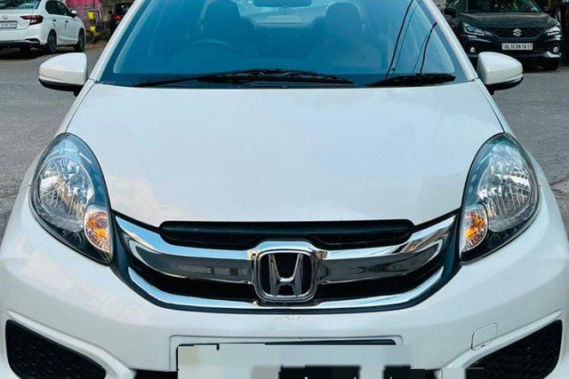 Honda Amaze S Option i-VTEC Second-hand 2017 Honda Amaze S Option i-VTEC for sale in New Delhi