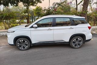 Used MG Hector Plus Select Diesel MT 7 STR