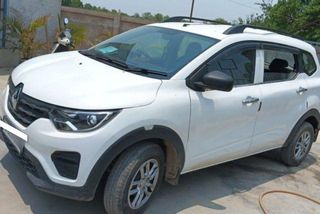 2 Used Renault Triber in Jaunpur
