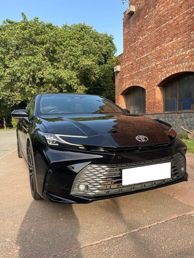 Toyota Camry Elegance Second-hand 2025 Toyota Camry Elegance for sale in New Delhi
