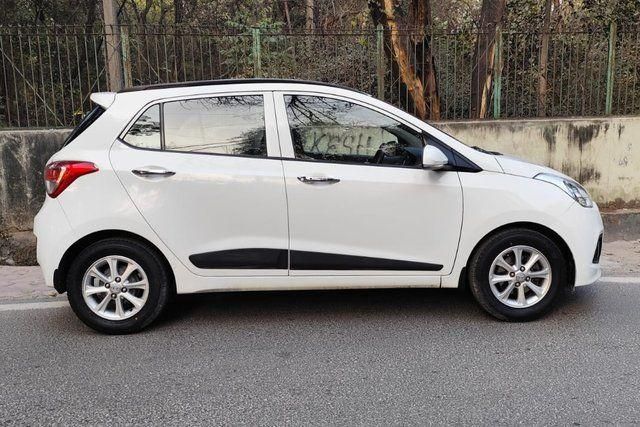 Hyundai Grand i10 AT Asta Second-hand 2015 Hyundai Grand i10 AT Asta for sale in New Delhi